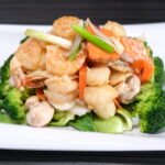 Wok Of Fame - SF13. Seafood & Seasonal Vegetables