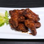 Wok Of Fame - W1. Crispy Chicken Wings in Honey & Garlic Sauce (10 pcs)